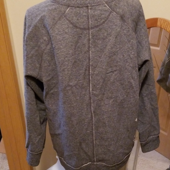 🖤Fun Calvin Klein sweatshirt🖤 - Picture 2 of 5